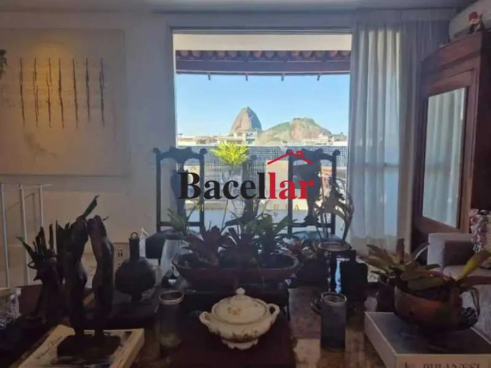 Cobertura, 3 quartos, 209 m² - Foto 11