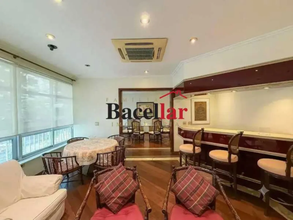 Apartamento, 4 quartos, 225 m² - Foto 2