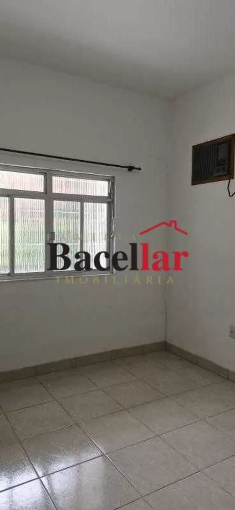 Casa, 3 quartos, 219 m² - Foto 2