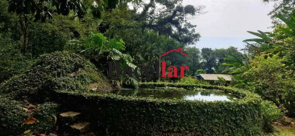 Casa, 3 quartos, 219 m² - Foto 1