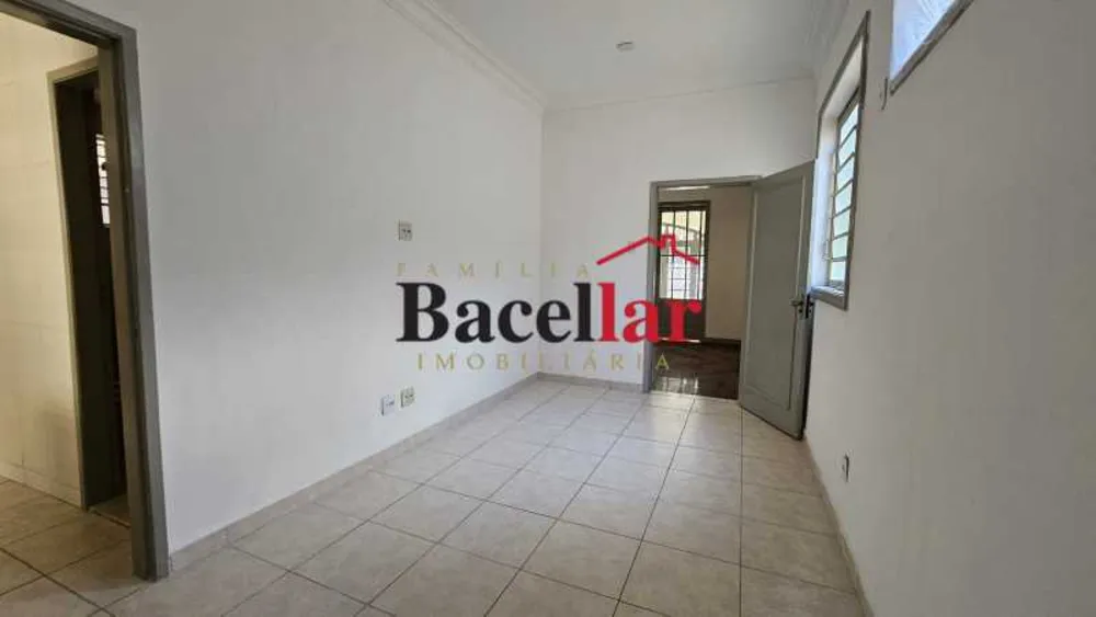 Casa, 4 quartos, 110 m² - Foto 1