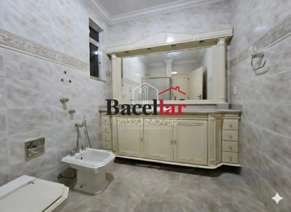 Apartamento, 3 quartos, 220 m² - Foto 1