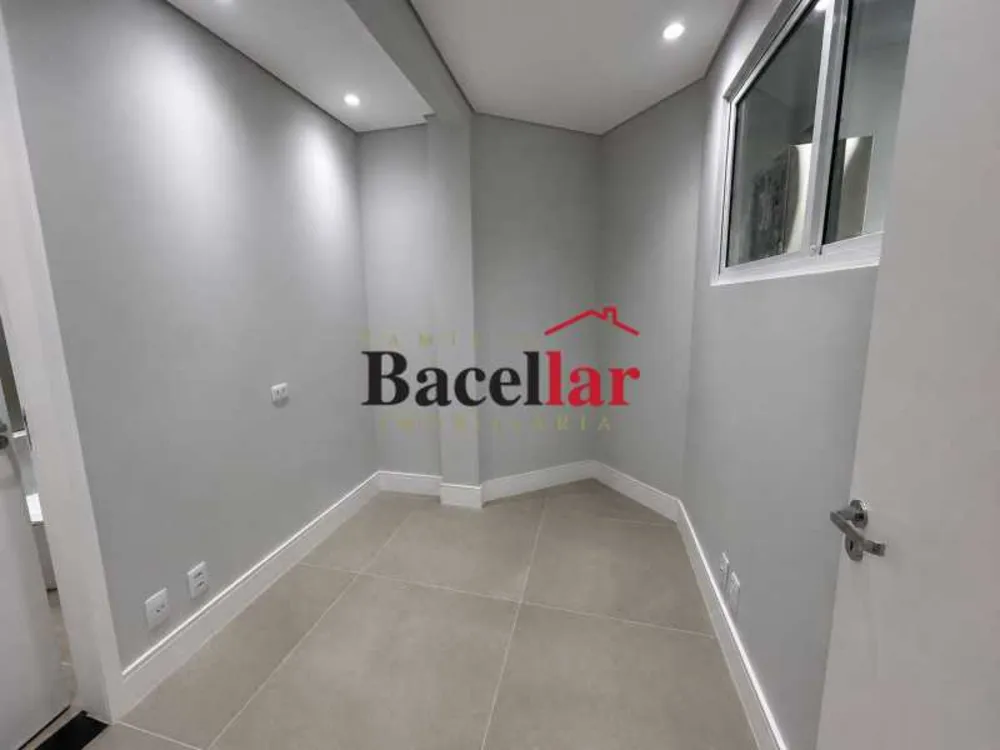 Apartamento, 3 quartos, 148 m² - Foto 2