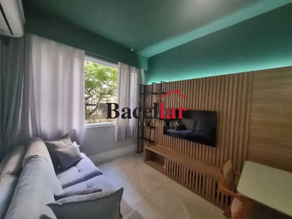 Apartamento, 3 quartos, 105 m² - Foto 2