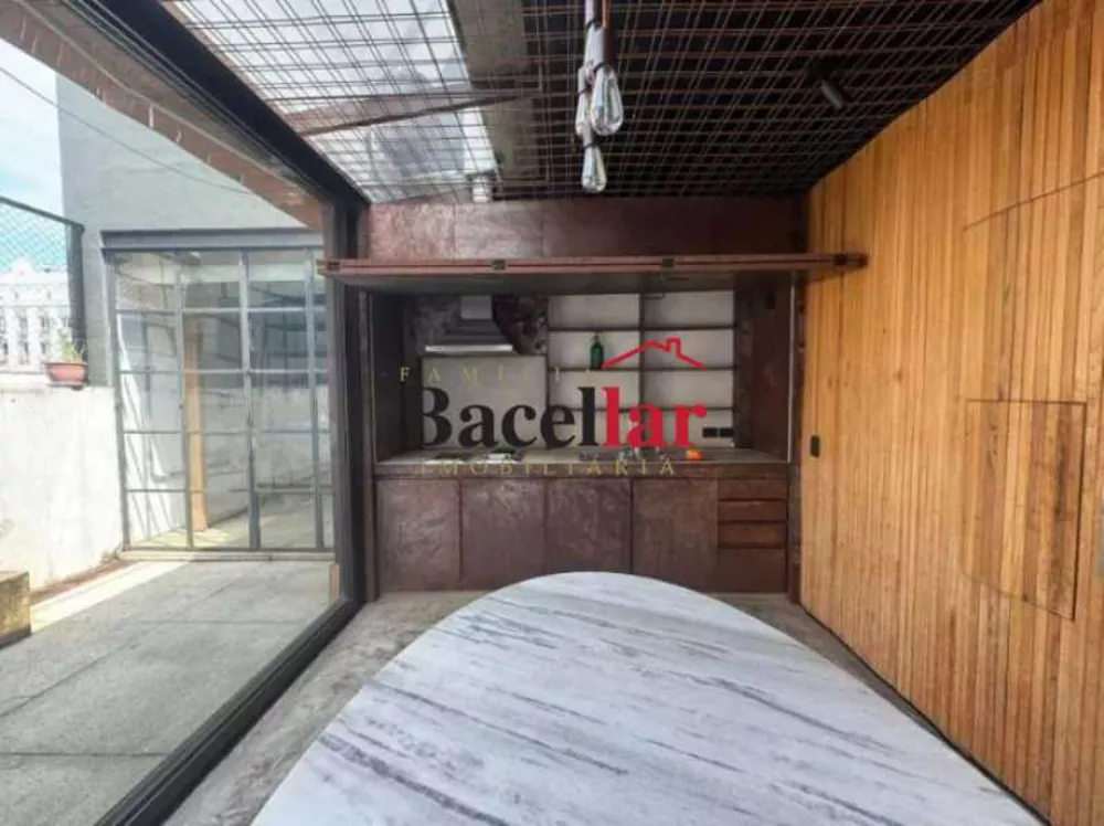 Cobertura, 3 quartos, 250 m² - Foto 3