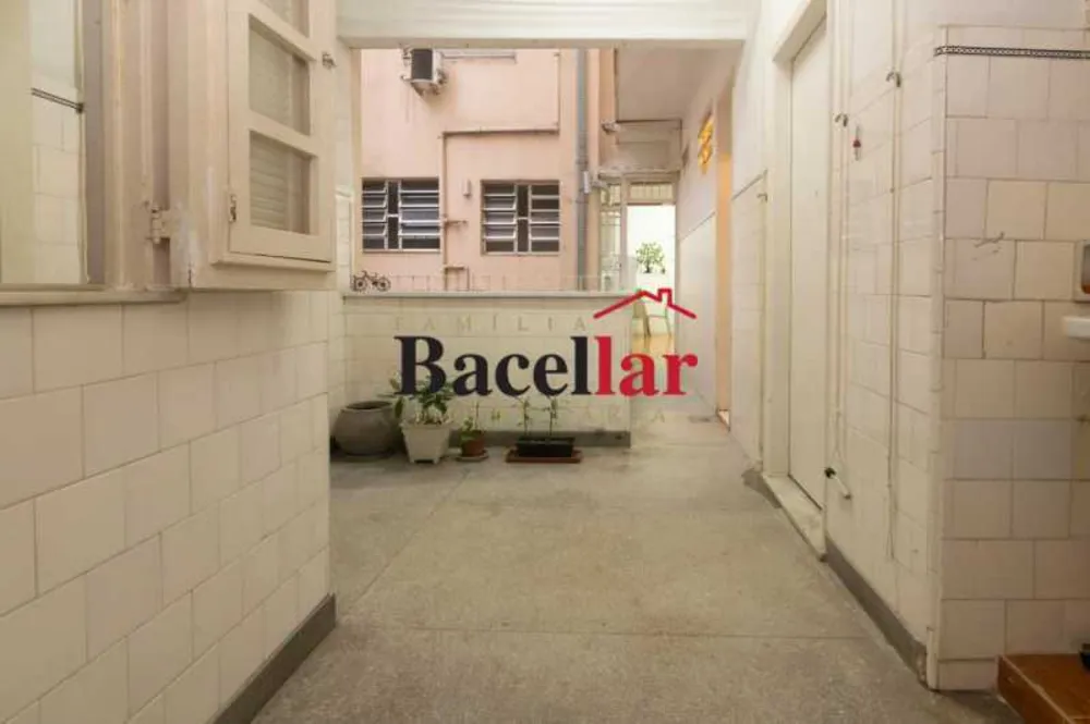 Apartamento, 3 quartos, 184 m² - Foto 2