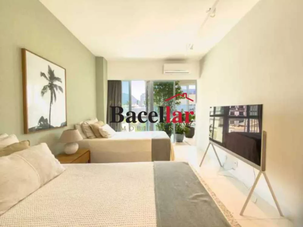 Apartamento, 3 quartos, 219 m² - Foto 2