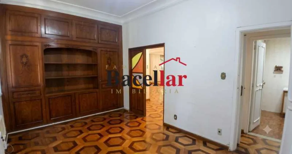 Apartamento, 3 quartos, 215 m² - Foto 2
