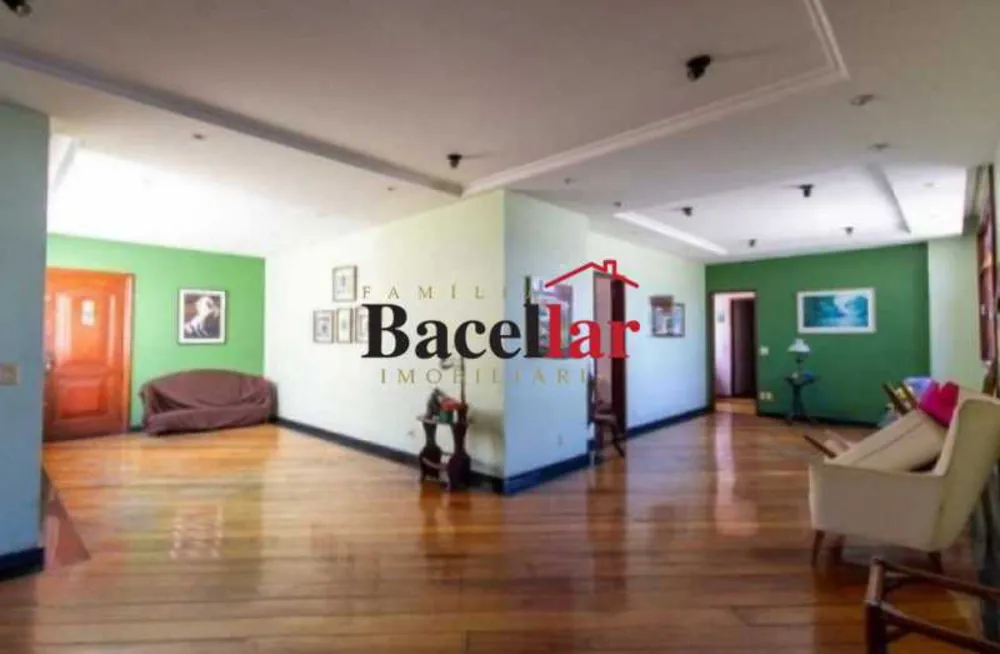 Cobertura, 3 quartos, 297 m² - Foto 1