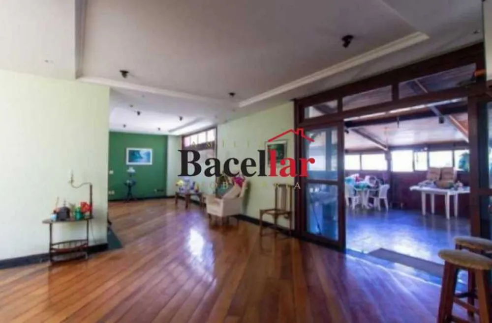 Cobertura, 3 quartos, 297 m² - Foto 4