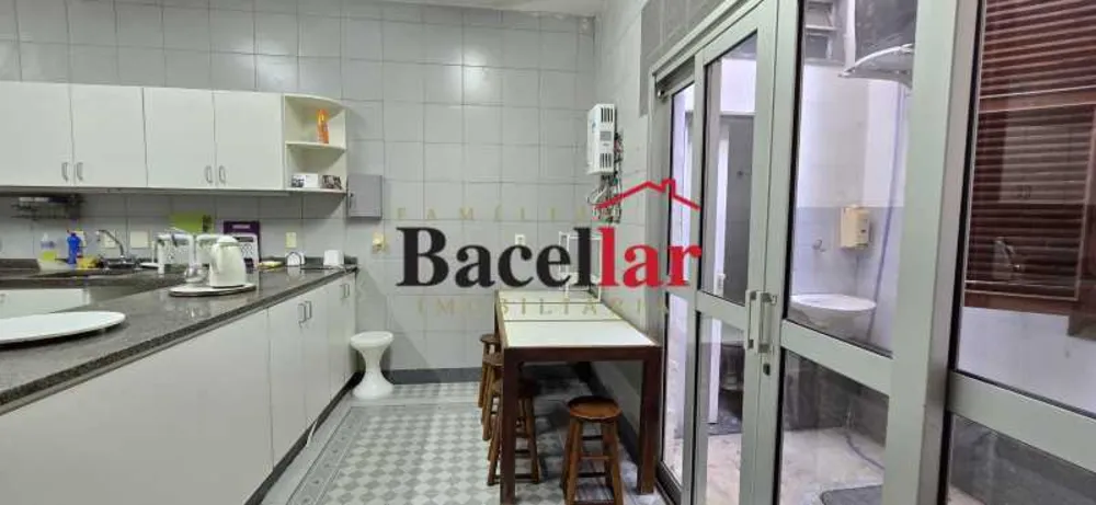 Casa, 6 quartos, 300 m² - Foto 19