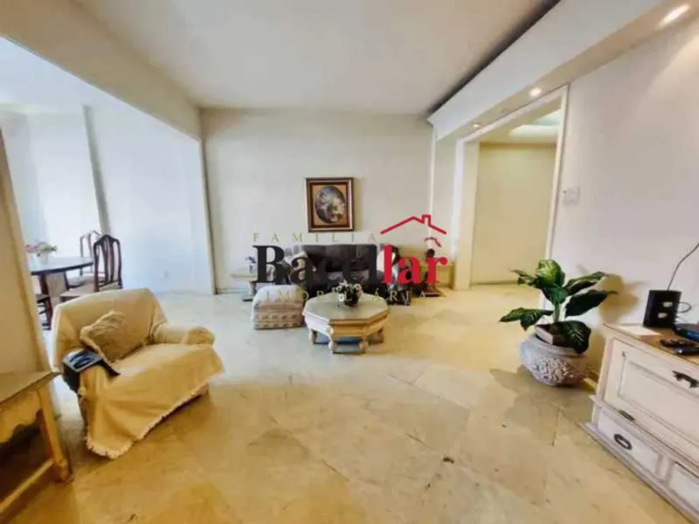 Apartamento, 3 quartos, 130 m² - Foto 3