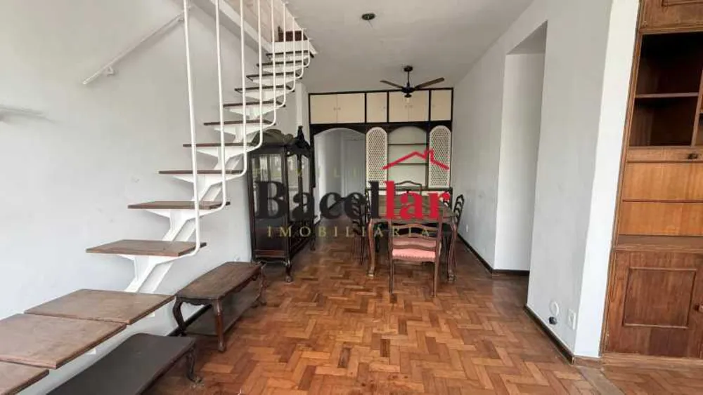 Cobertura, 3 quartos, 213 m² - Foto 3