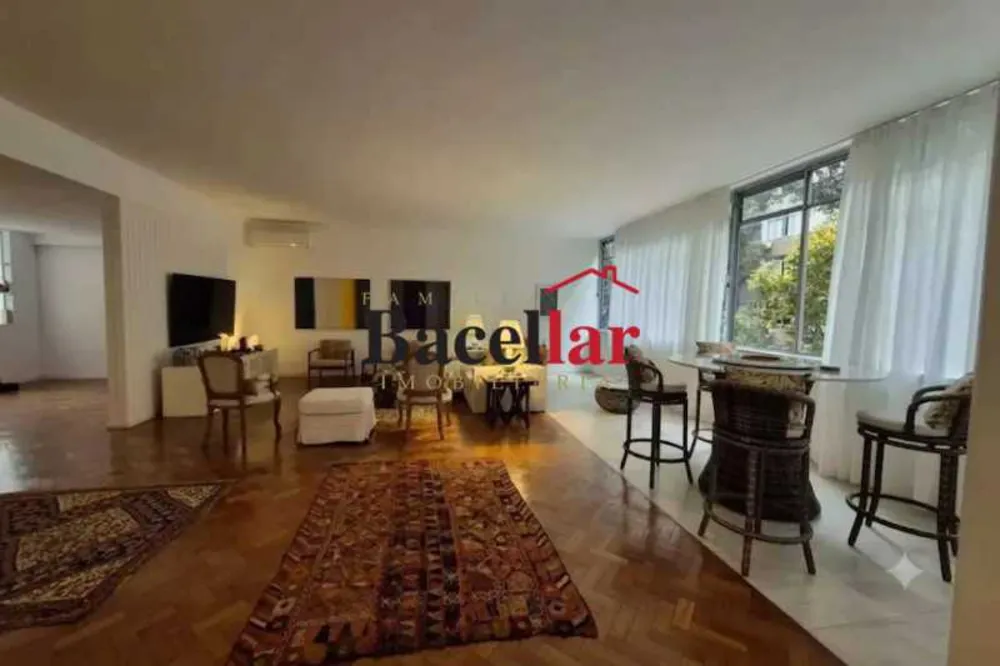 Apartamento, 4 quartos, 284 m² - Foto 1