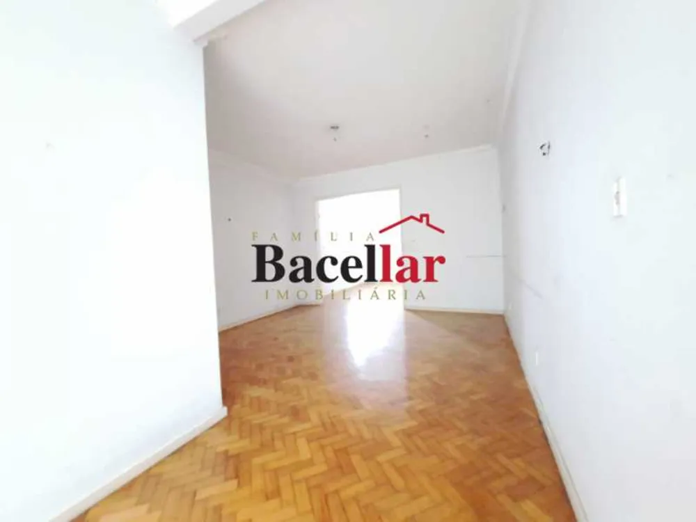 Apartamento, 3 quartos, 129 m² - Foto 1