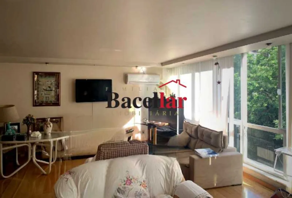 Apartamento, 4 quartos, 300 m² - Foto 1