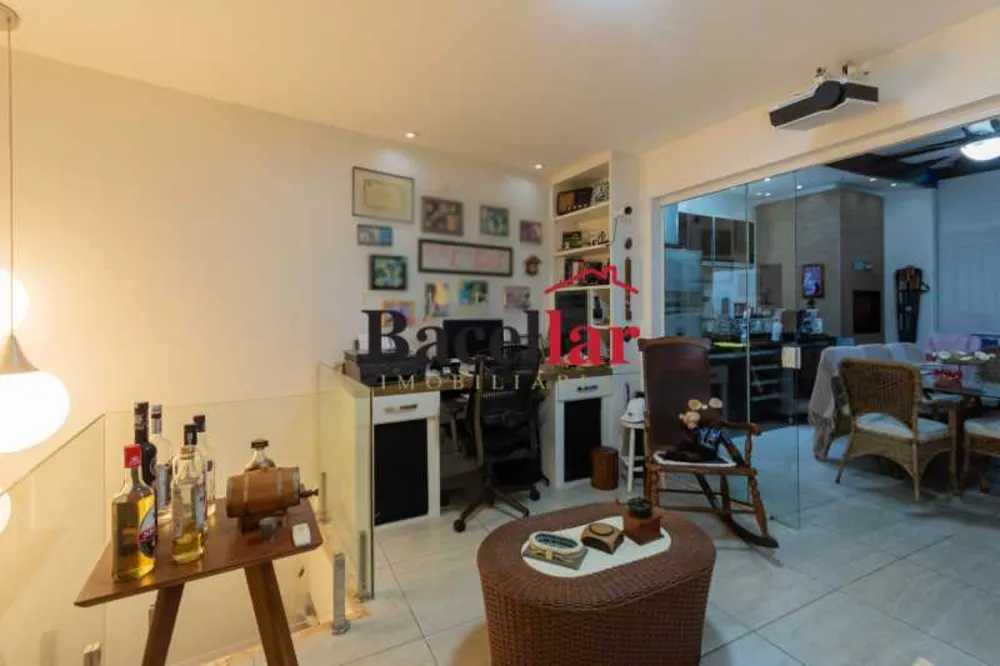 Cobertura, 3 quartos, 208 m² - Foto 15