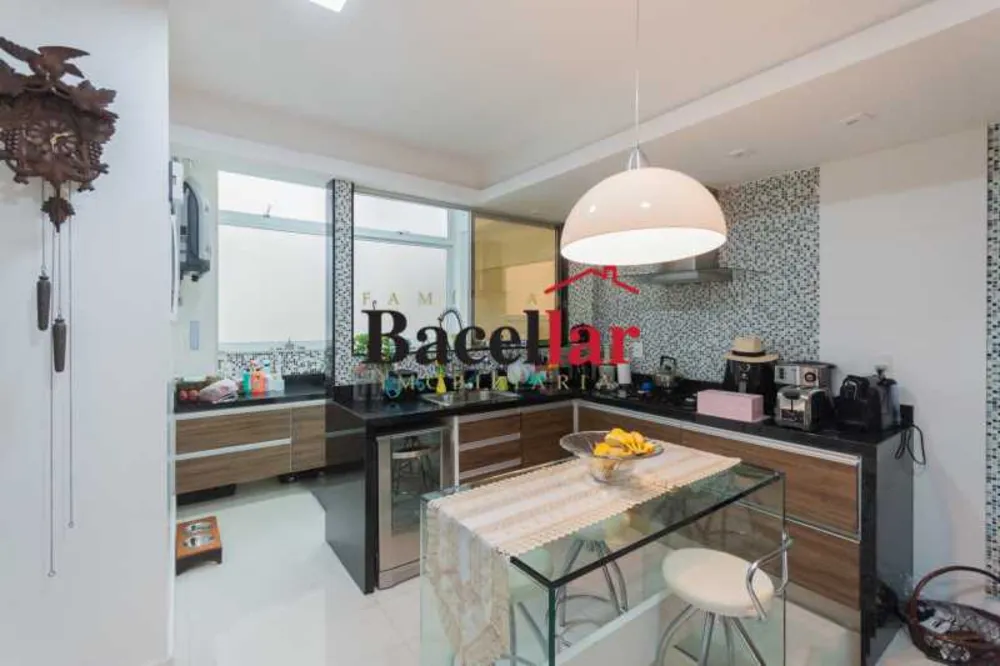 Cobertura, 3 quartos, 208 m² - Foto 17
