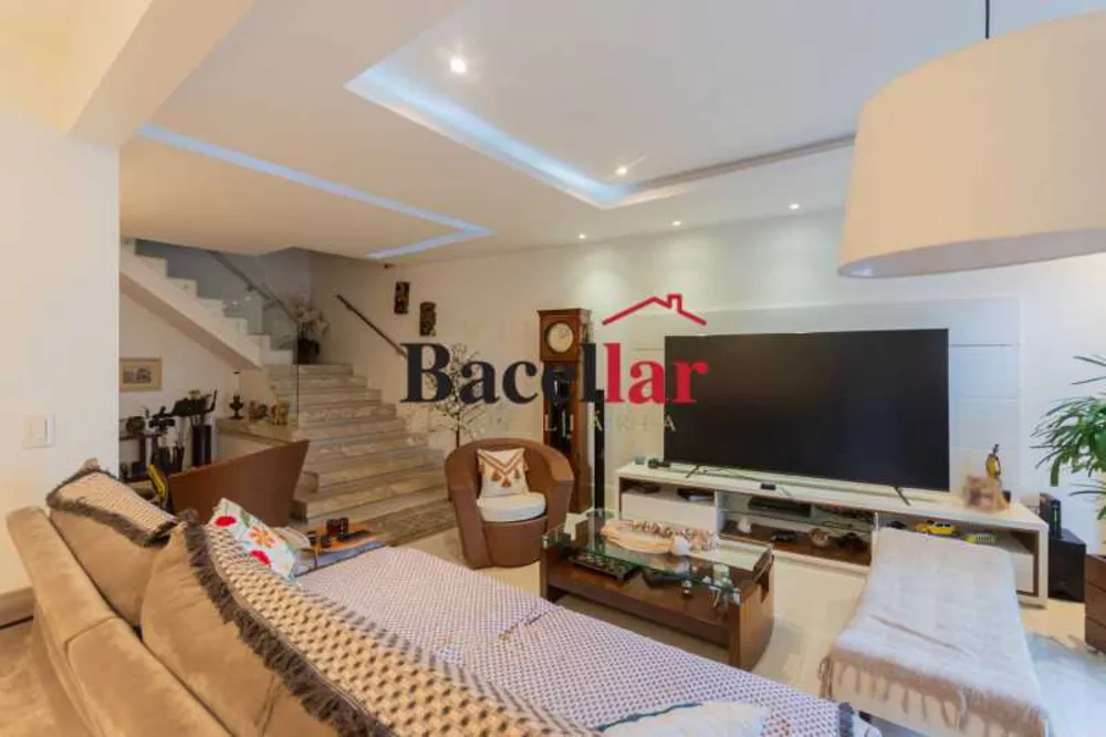 Cobertura, 3 quartos, 300 m² - Foto 2