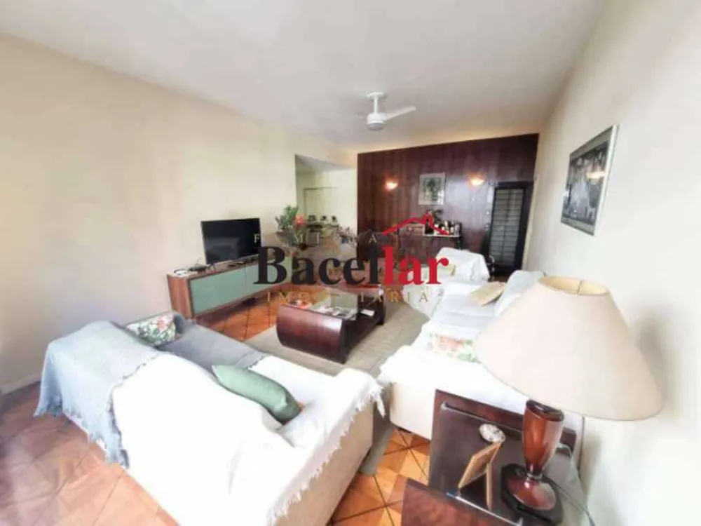 Apartamento, 3 quartos, 147 m² - Foto 1
