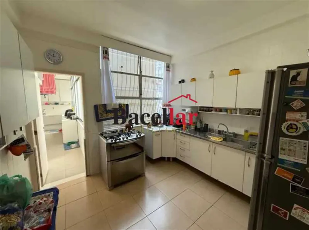 Apartamento, 3 quartos, 224 m² - Foto 2