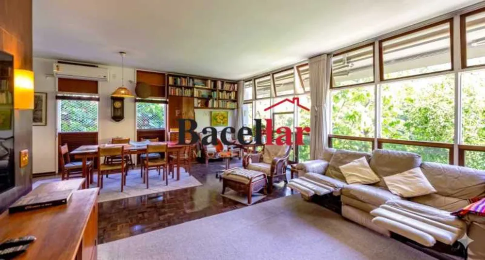 Apartamento, 3 quartos, 130 m² - Foto 1