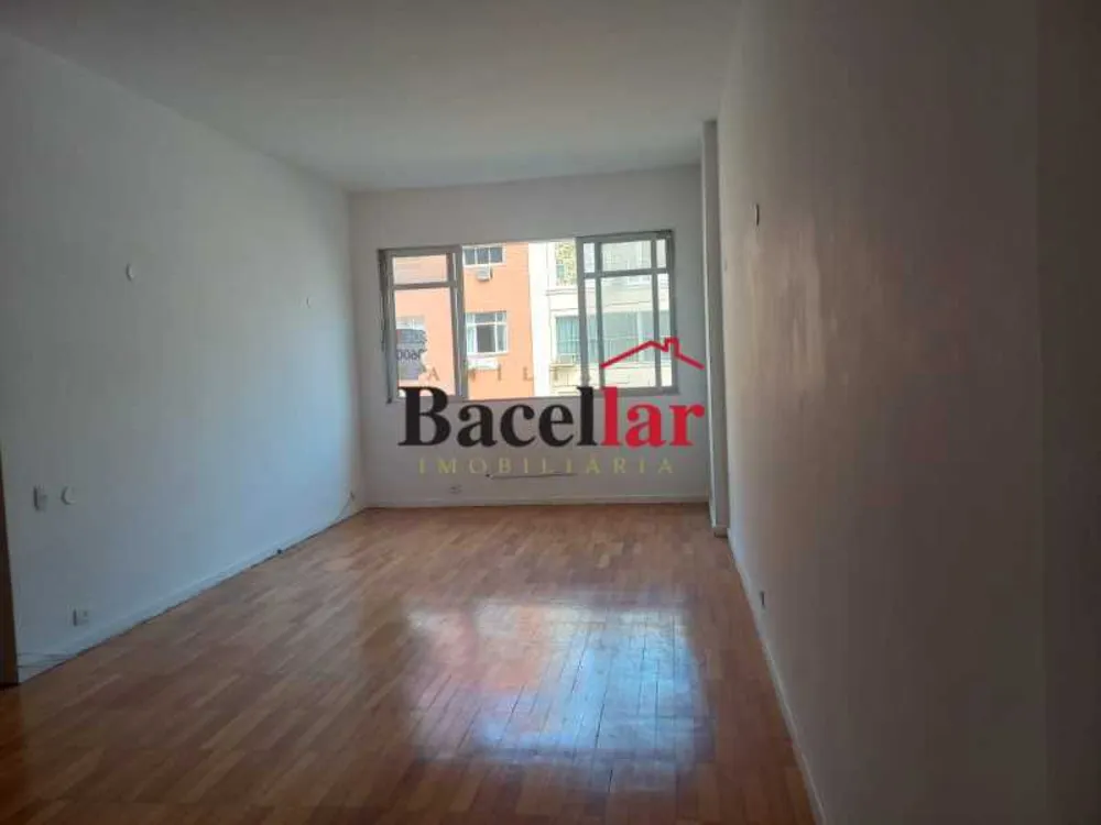 Apartamento, 3 quartos, 111 m² - Foto 2