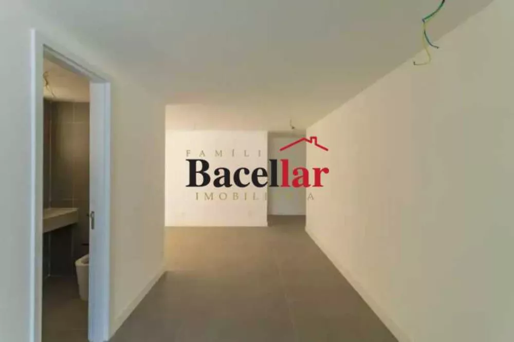 Apartamento, 4 quartos, 236 m² - Foto 1