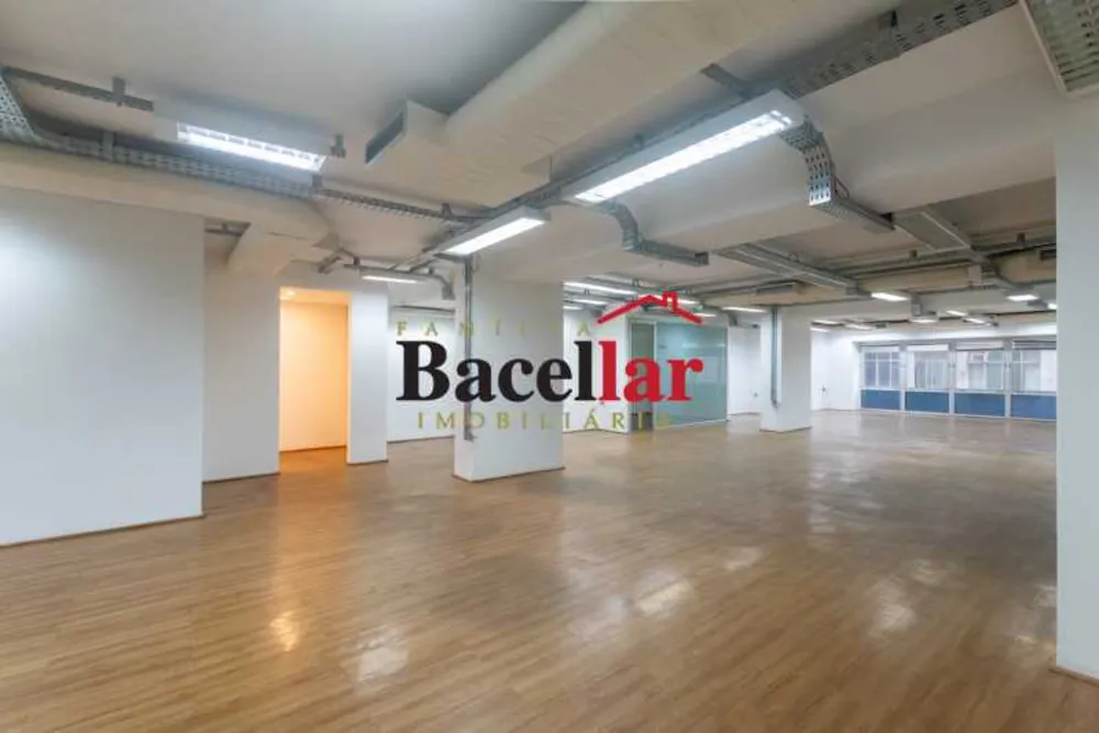 Sala-Conjunto, 300 m² - Foto 1