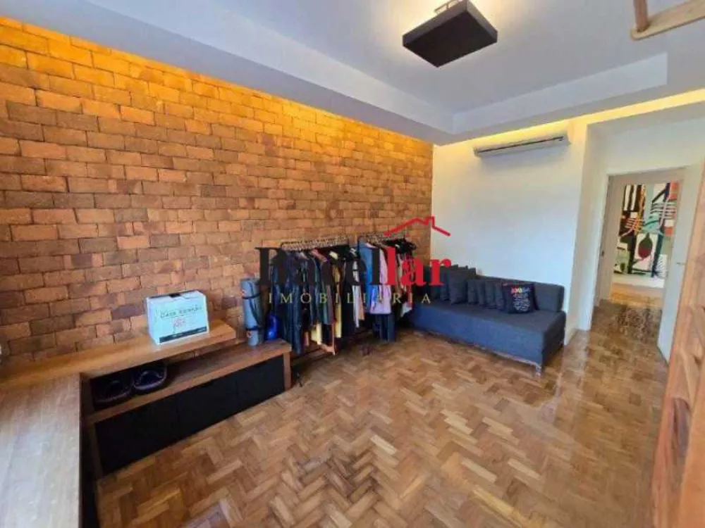 Apartamento, 3 quartos, 210 m² - Foto 1