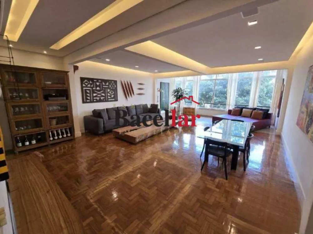 Apartamento, 3 quartos, 210 m² - Foto 4