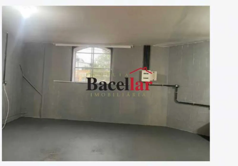 Loja-Salão, 140 m² - Foto 1