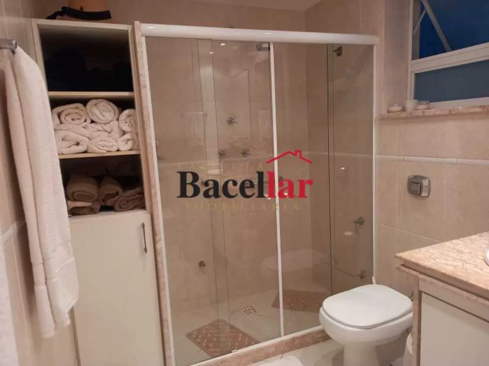 Apartamento, 3 quartos, 206 m² - Foto 1