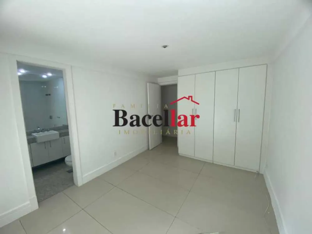 Apartamento, 4 quartos, 229 m² - Foto 11