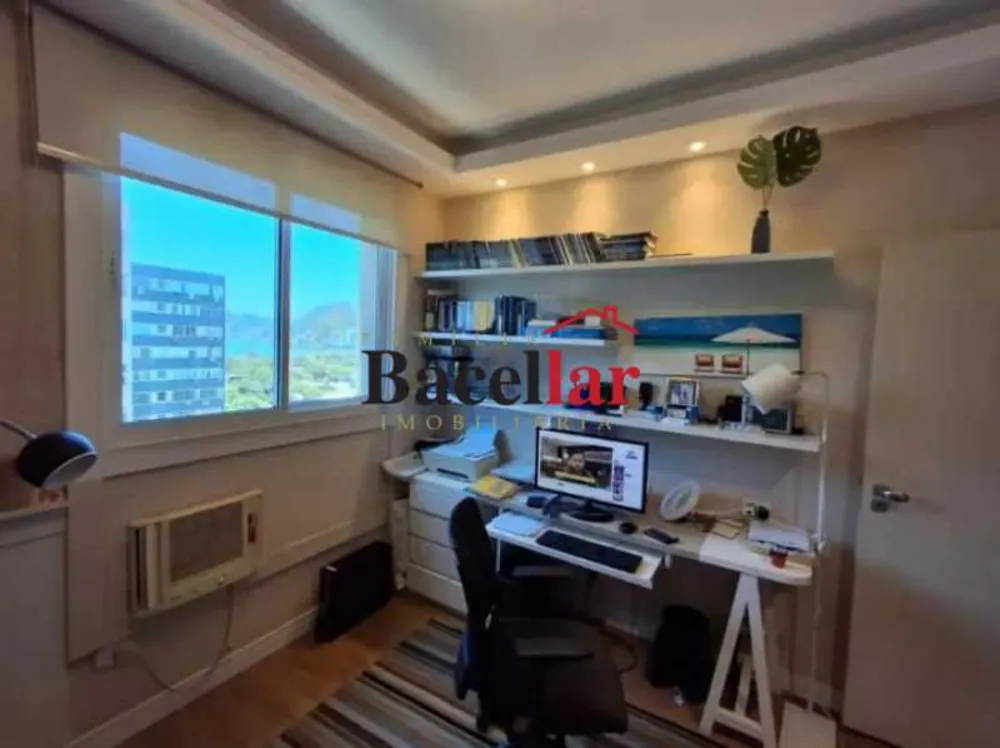Cobertura, 3 quartos, 219 m² - Foto 14
