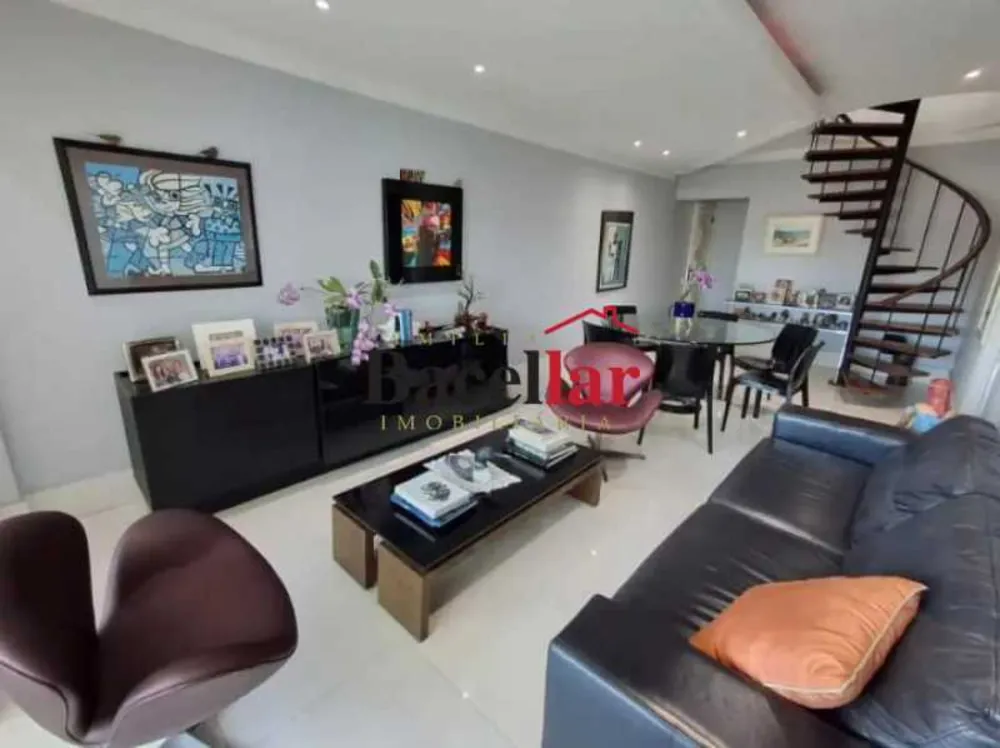 Cobertura, 3 quartos, 219 m² - Foto 3