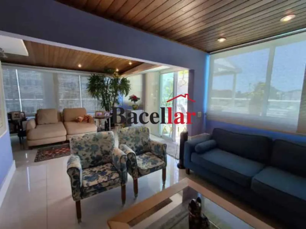 Cobertura, 3 quartos, 219 m² - Foto 17