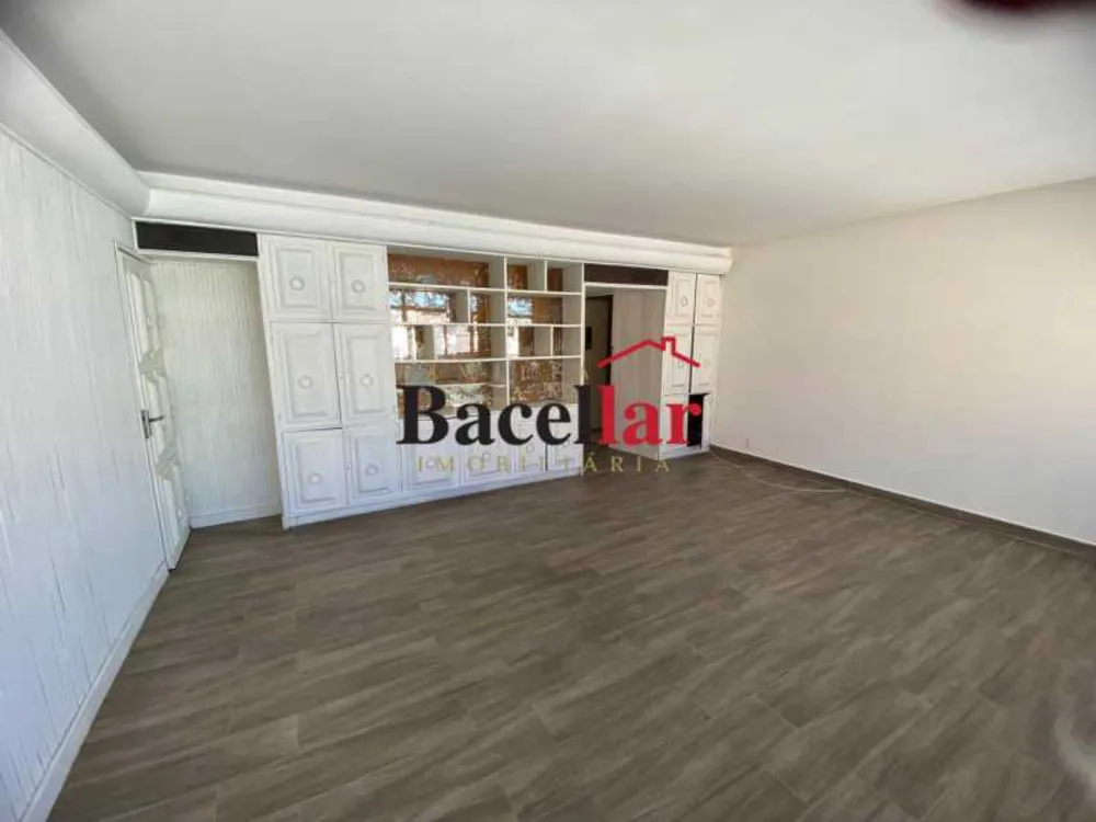 Apartamento, 3 quartos, 130 m² - Foto 3