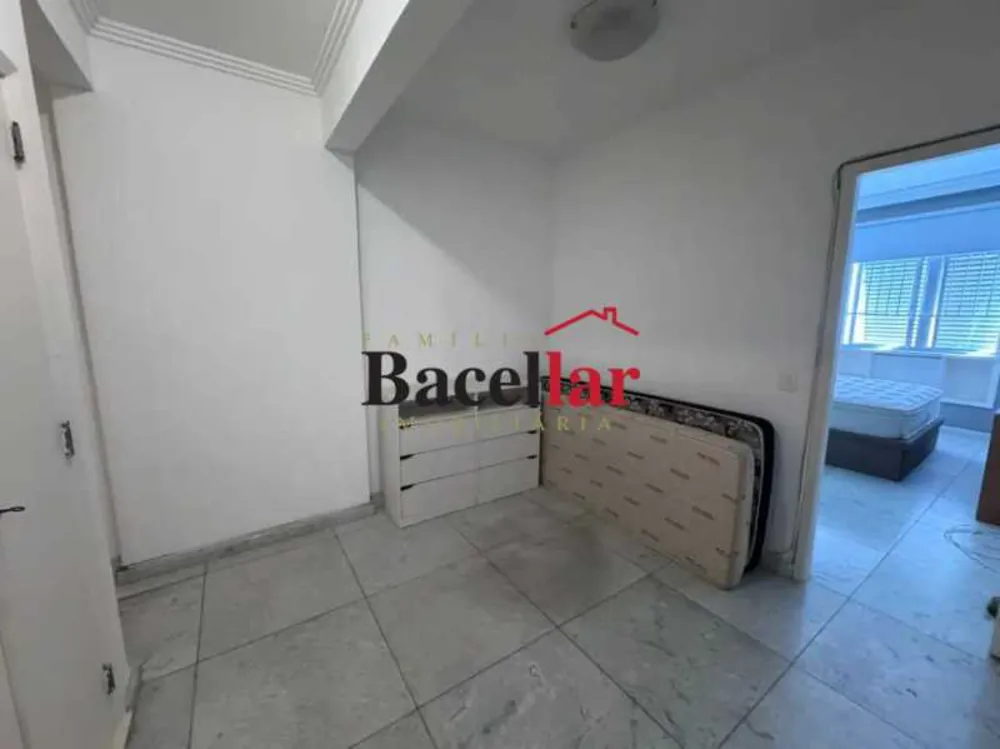 Apartamento, 3 quartos, 250 m² - Foto 1
