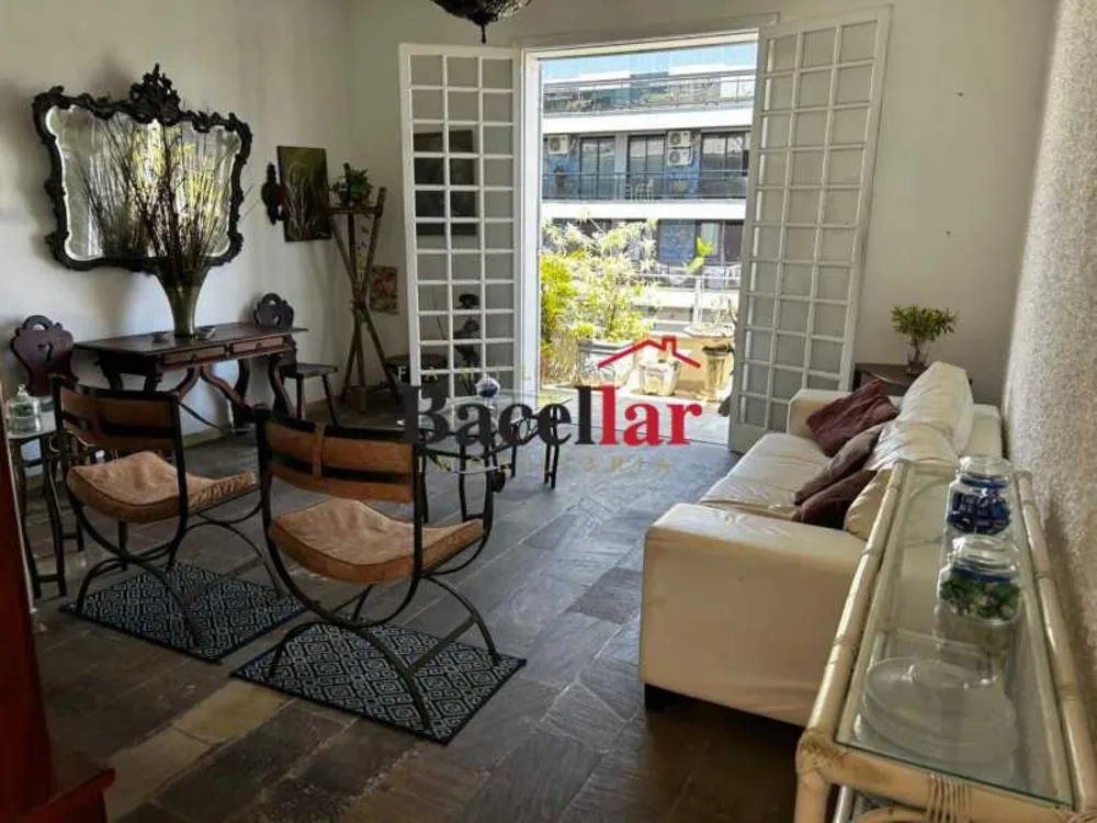 Cobertura, 3 quartos, 210 m² - Foto 9