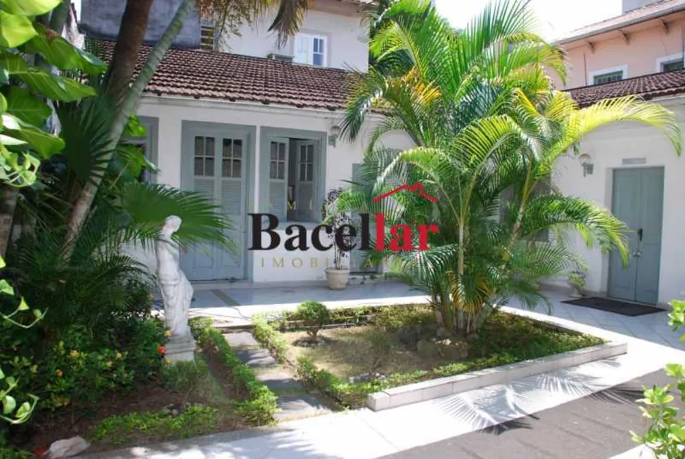 Casa, 5 quartos, 300 m² - Foto 1