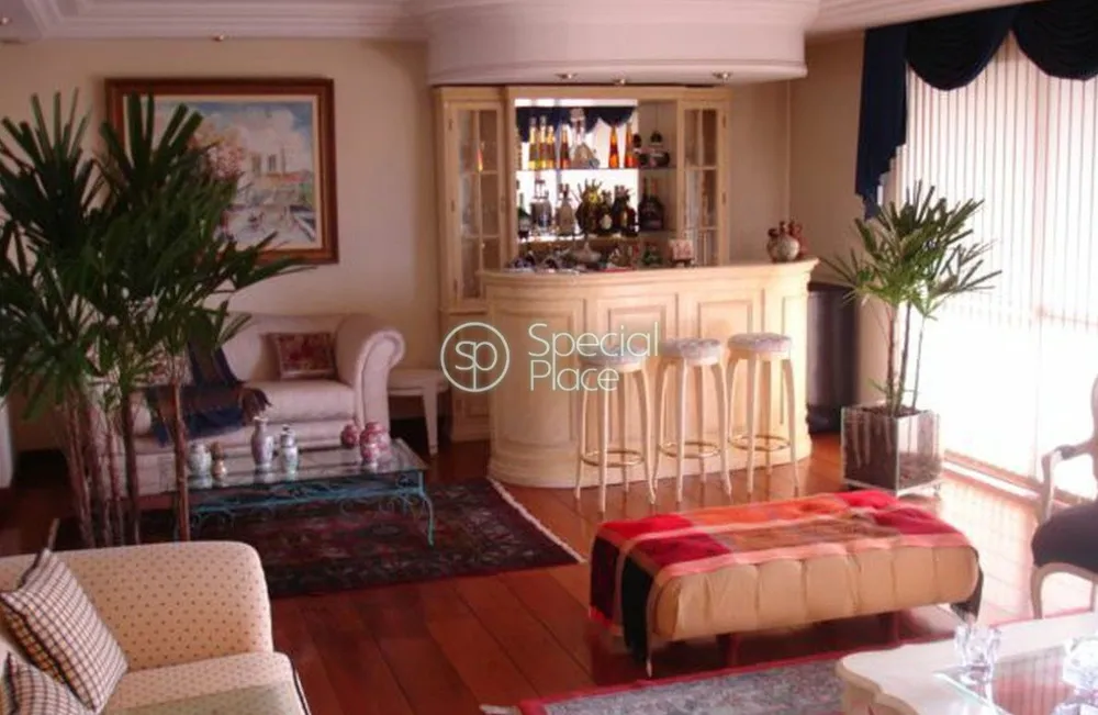 Apartamento, 4 quartos, 260 m² - Foto 1