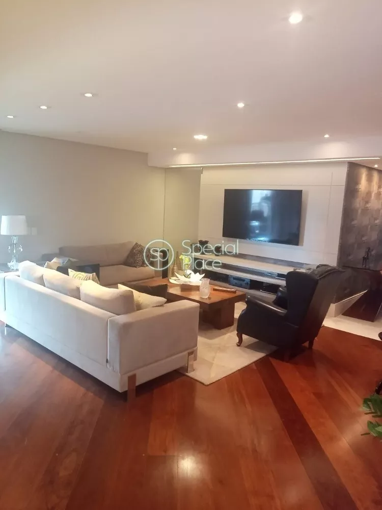 Apartamento à venda com 4 quartos, 228m² - Foto 5