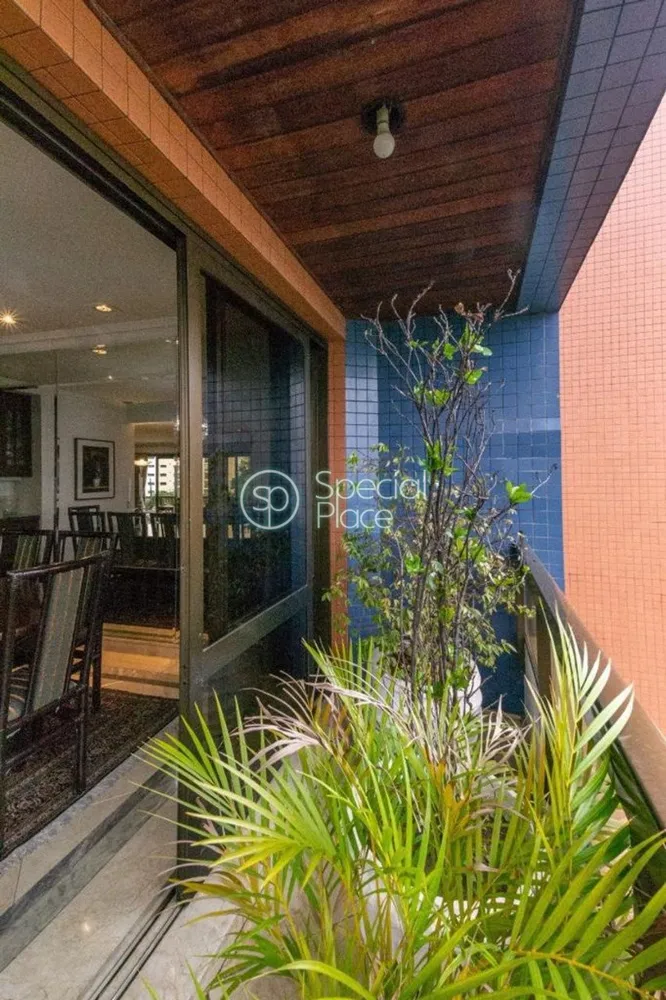 Apartamento, 3 quartos, 238 m² - Foto 8