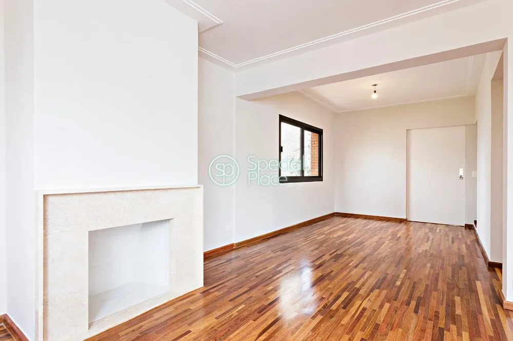 Apartamento, 3 quartos, 210 m² - Foto 2