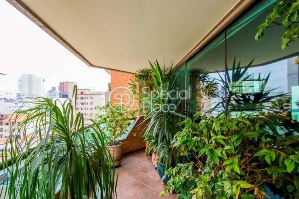 Apartamento à venda com 4 quartos, 540m² - Foto 4