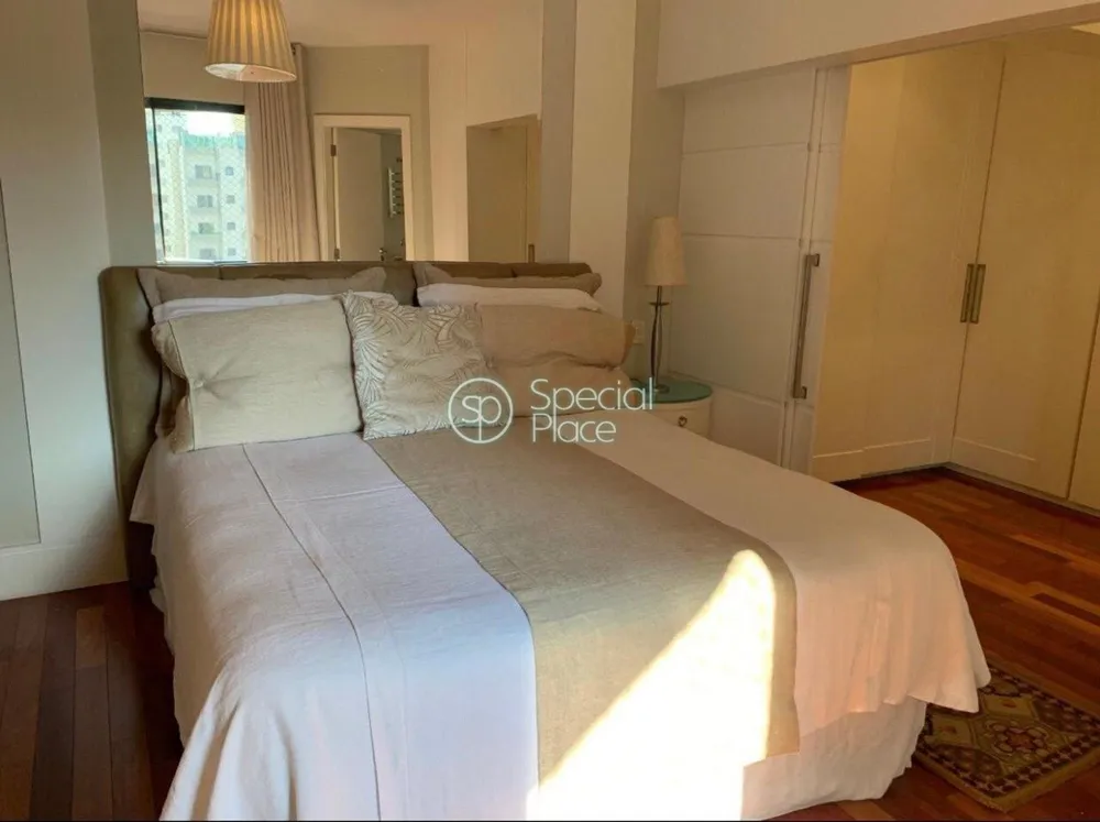 Apartamento, 4 quartos, 227 m² - Foto 1