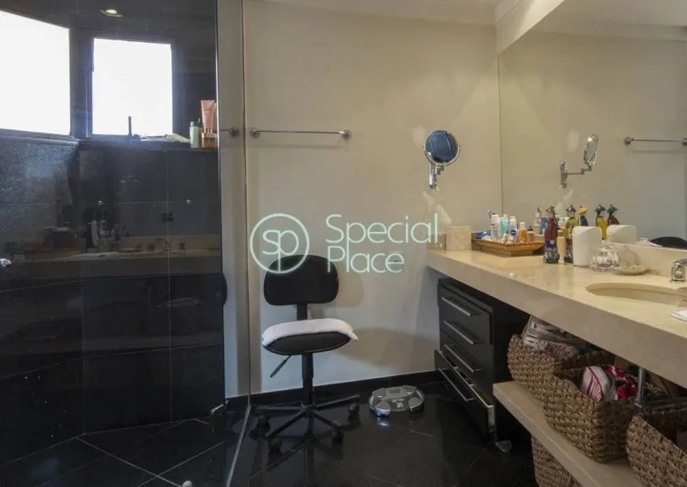 Apartamento, 3 quartos, 300 m² - Foto 1