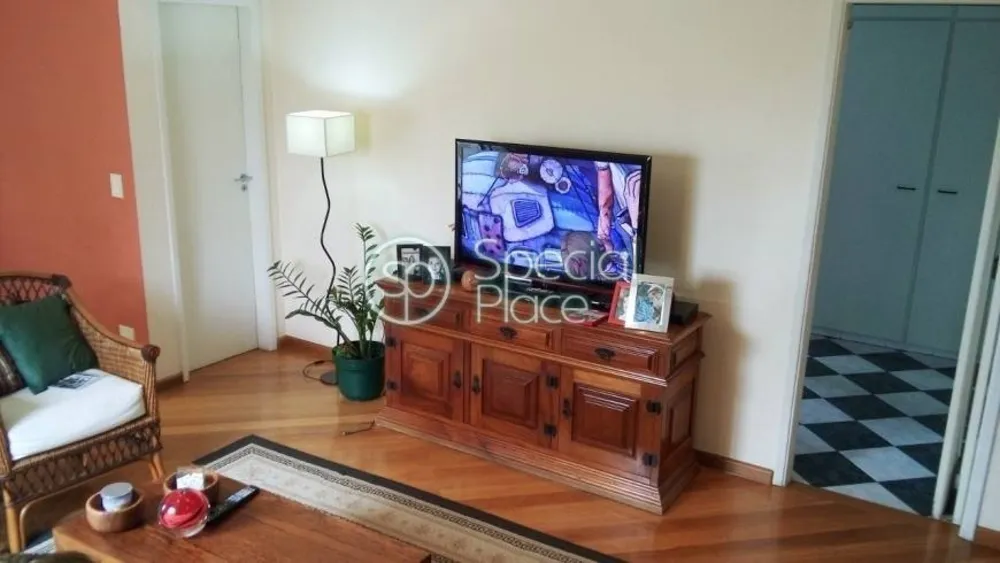 Apartamento, 3 quartos, 130 m² - Foto 2