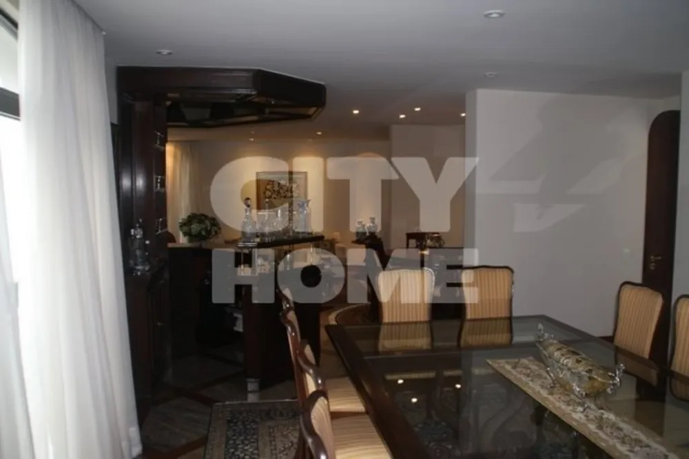 Apartamento, 4 quartos, 380 m² - Foto 1
